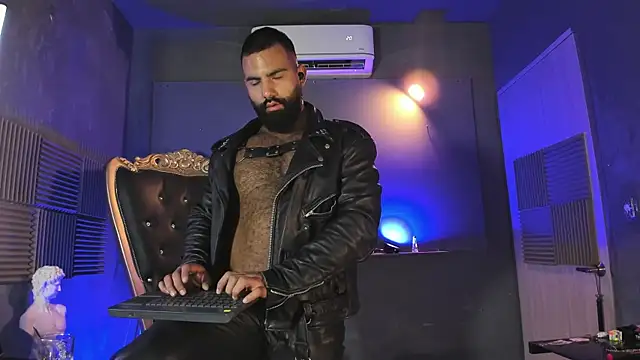 Chatroom XXX en direct de BeardAndrew