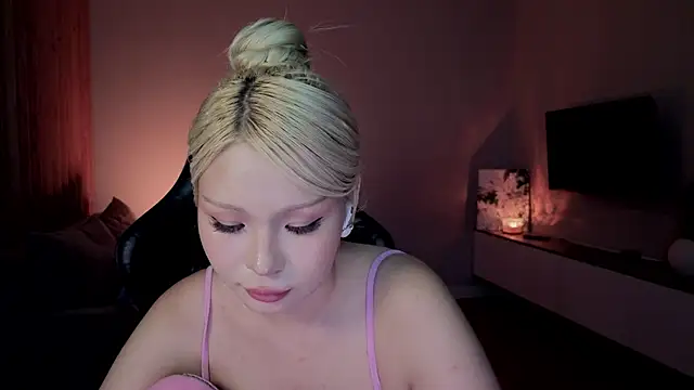 Chat XXX en directo de RileyMee