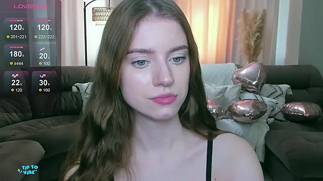 Erica_Kiss: онлайн-секс-чат