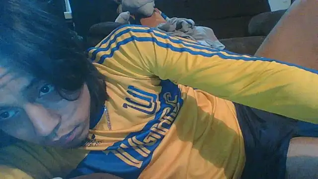 Czat XXX na żywo – AlexAlejandro13