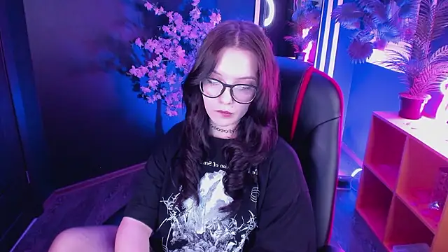 Emily_tender লাইভ XXX চ্যাট