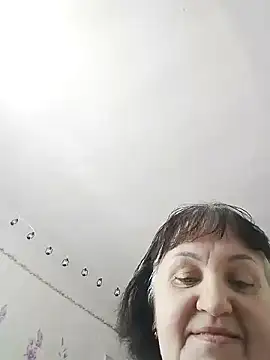 ViolaStar75 Show in webcam