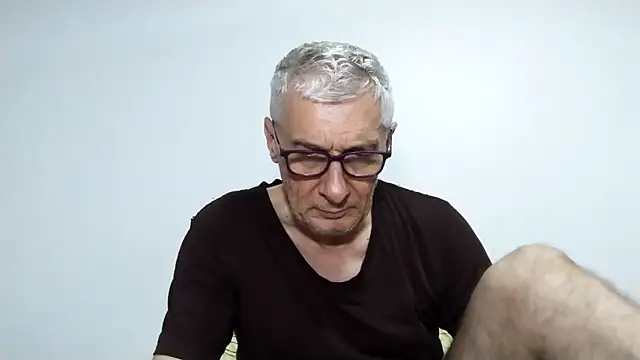 Pokazy przed kamerką – BIGUNCUTHARDCOCK