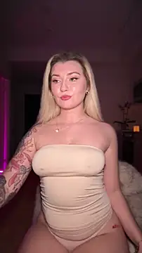 RitaNorth_star: онлайн-секс-чат