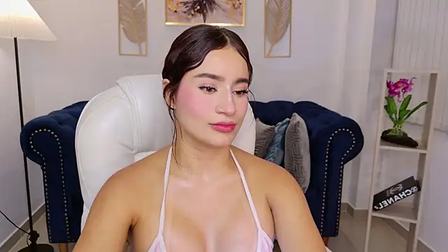 Saskia_litt Adlı Modelin Canlı XXX Sohbeti