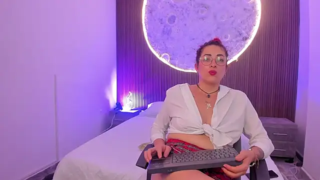 RoxanneStorm_ 라이브 XXX 채팅