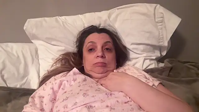 ShyFlameLive webkamerás műsora