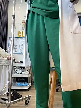 Show modela Clinic_Sexy na web-kameri