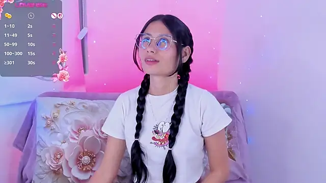 NayeCloud Live XXX-chat