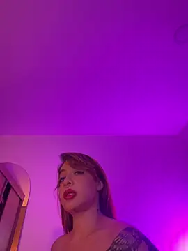 Chat +18 de GiaStonne ao vivo