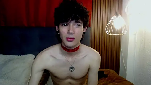 moonandzuko Chat XXX live