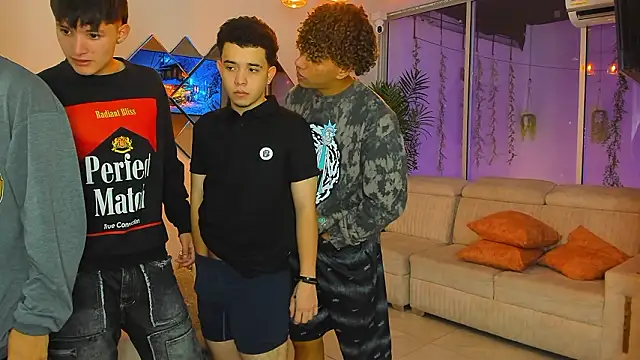 Houseofwarriosn Webbikameraesitys