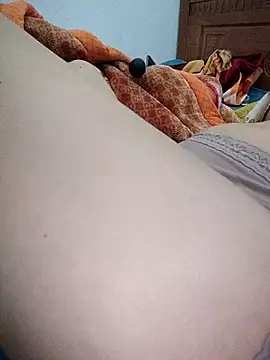 Haralushiaaa – webcam-show