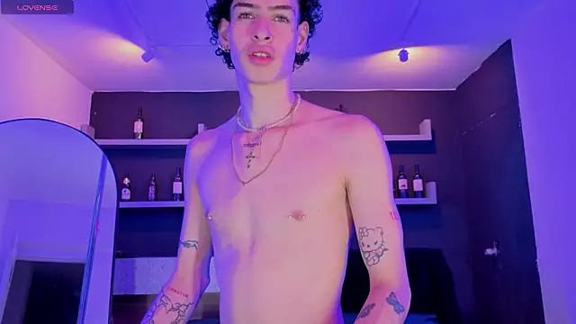 nova_salvatore Webcam Show