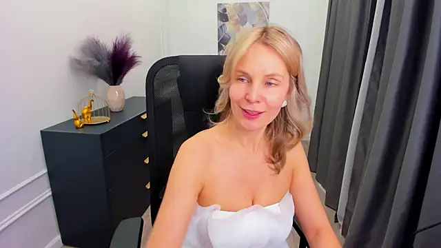 Chat +18 de Sinty_Devis ao vivo