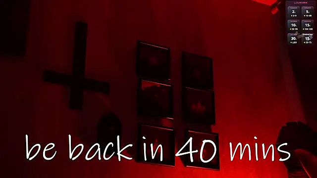 Chat +18 de poisonivy_ ao vivo