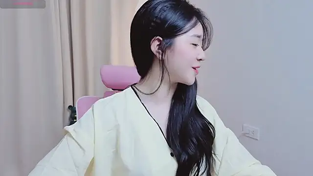 Chat +18 de Miu-999 ao vivo