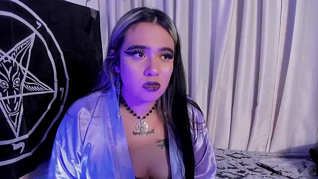 Lilith_Zenith_: απευθείας συνομιλία ΧΧΧ