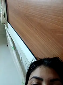 Chat +18 de CubanaCulonaxxx ao vivo