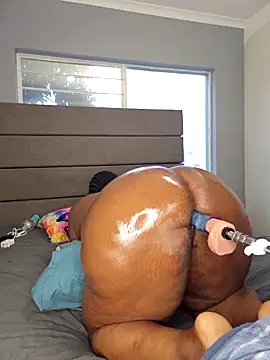 แชท XXX สดของ Kinkyphatass