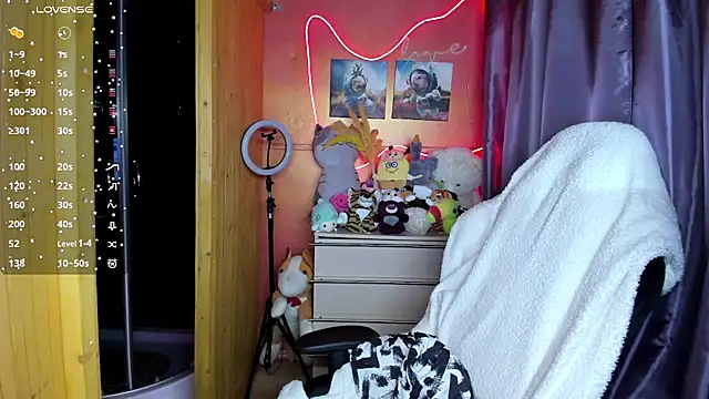 Fiery_Brunette_ live XXX chat