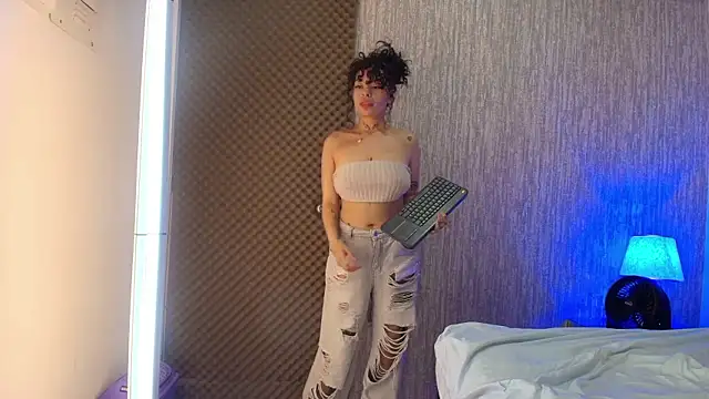 Chat +18 de KatherineGomez ao vivo