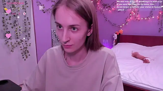 Chat +18 de Crystal1nn ao vivo