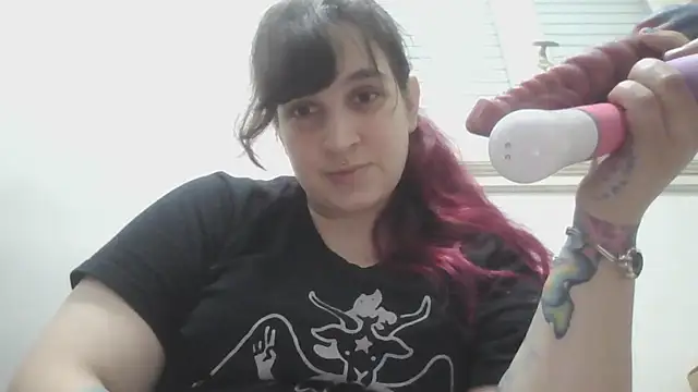 Darkytah élő XXX-chatje