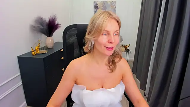 Sinty_Devis' Live XXX Chat