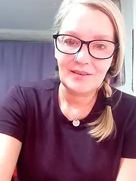 irinamaux Chat XXX in diretta