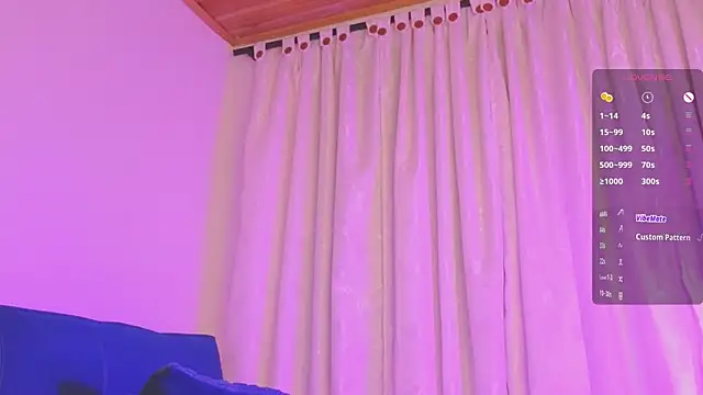 callme__val's Live XXX Chat