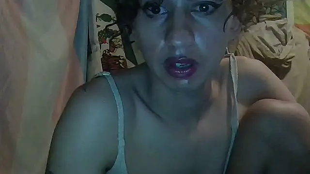 Querida-Mia Chat XXX in diretta