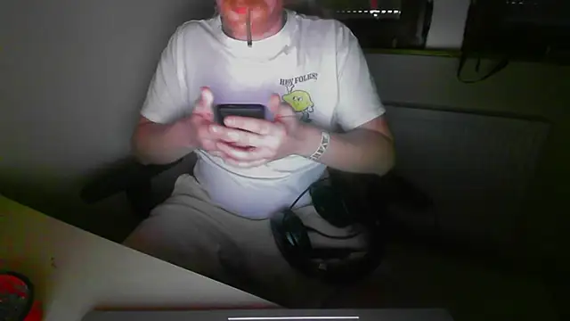 Show modela bigCock91420 na web-kameri