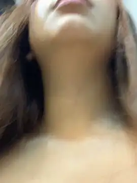 Chat +18 de Lunara_Vall ao vivo