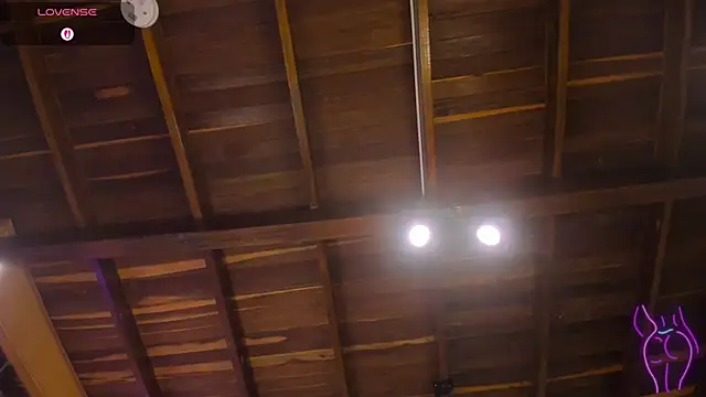 MiaKay1のライブXXXチャット