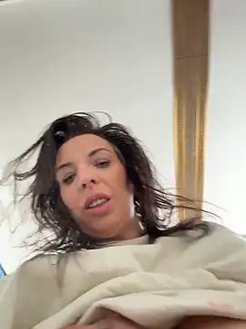 Almmaxxxx: απευθείας συνομιλία ΧΧΧ