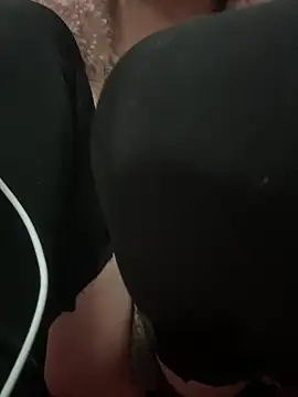 crhong666 网络视讯表演