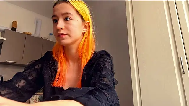 Sembang XXX Secara Langsung EmilyHein