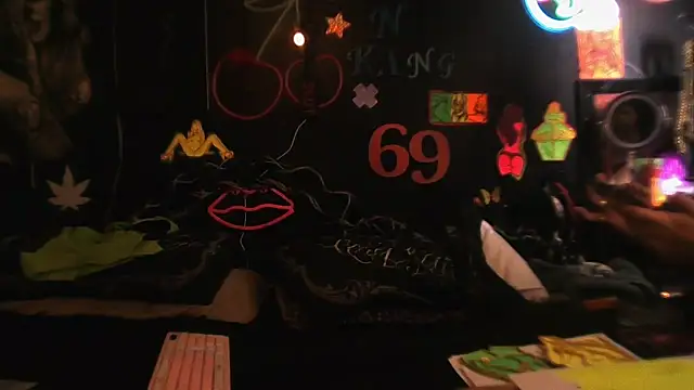 Chat XXX en directo de DaddyAndSplashQueen