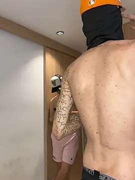 TheBatMansion élő XXX-chatje