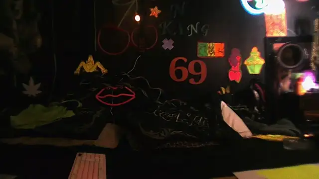 DaddyAndSplashQueen Live XXX Chat