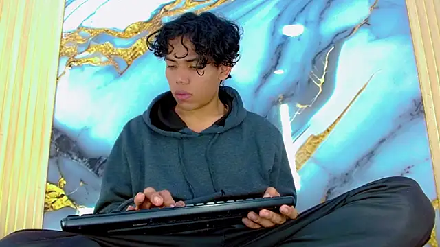 دردشة DaviidBuckx_ الجنسية المباشرة