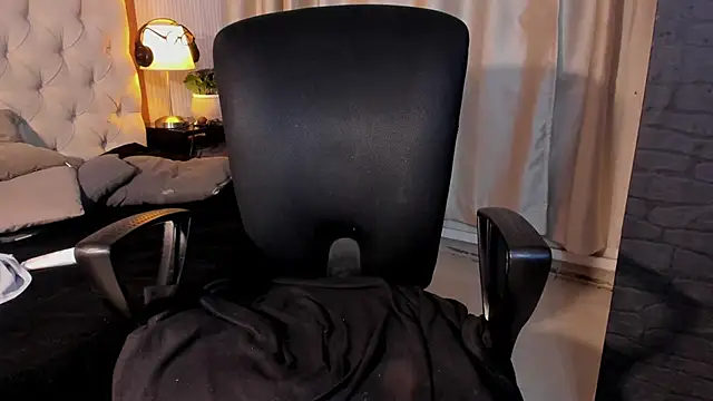 liam_twiink Adlı Modelin Canlı XXX Sohbeti