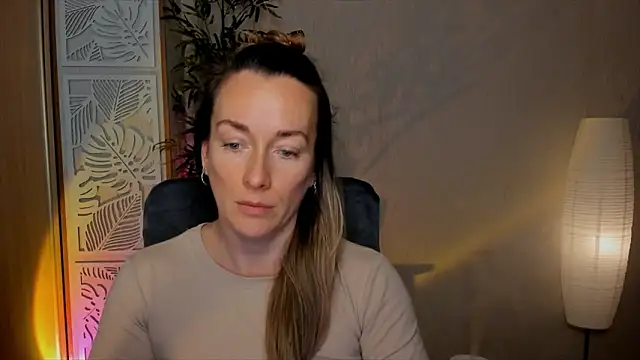 RebeccaMartinez: απευθείας συνομιλία ΧΧΧ