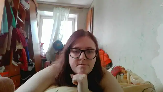 Chatroom XXX en direct de DesireMelissa