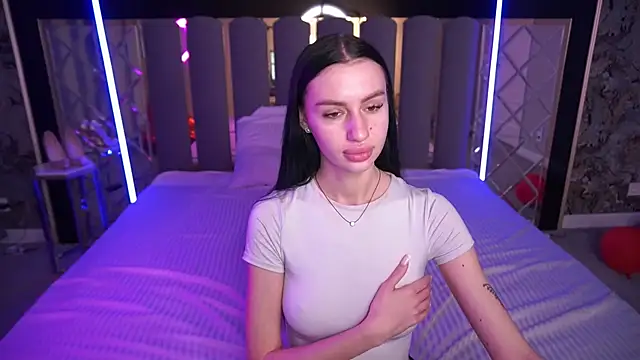 Chat +18 de Snow_WhiteeeX ao vivo