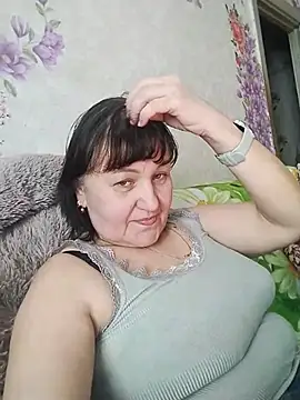 Show modela ViolaStar75 na web-kameri