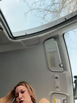 Chatroom XXX en direct de LavenderHot