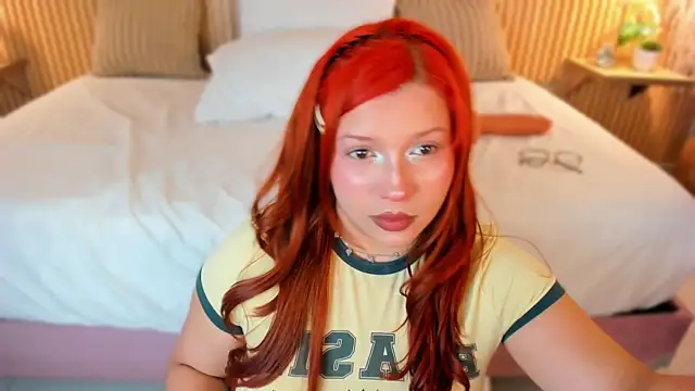 ArticaBelle élő XXX-chatje