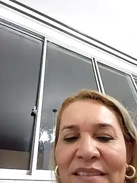 charlotte_milf30: απευθείας συνομιλία ΧΧΧ